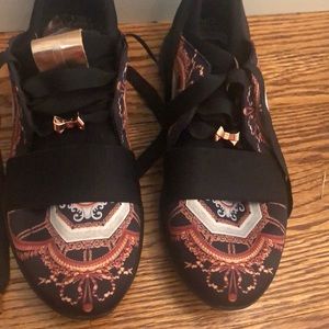 Ted baker sneakers size 8 excellent condition